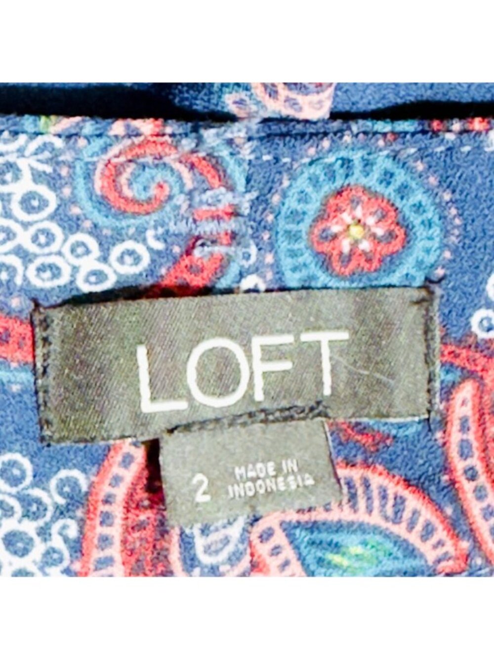 LOFT Women's Shorts Belted Paisley Print Blue Pink   Size 2 - Picture 6 of 8
